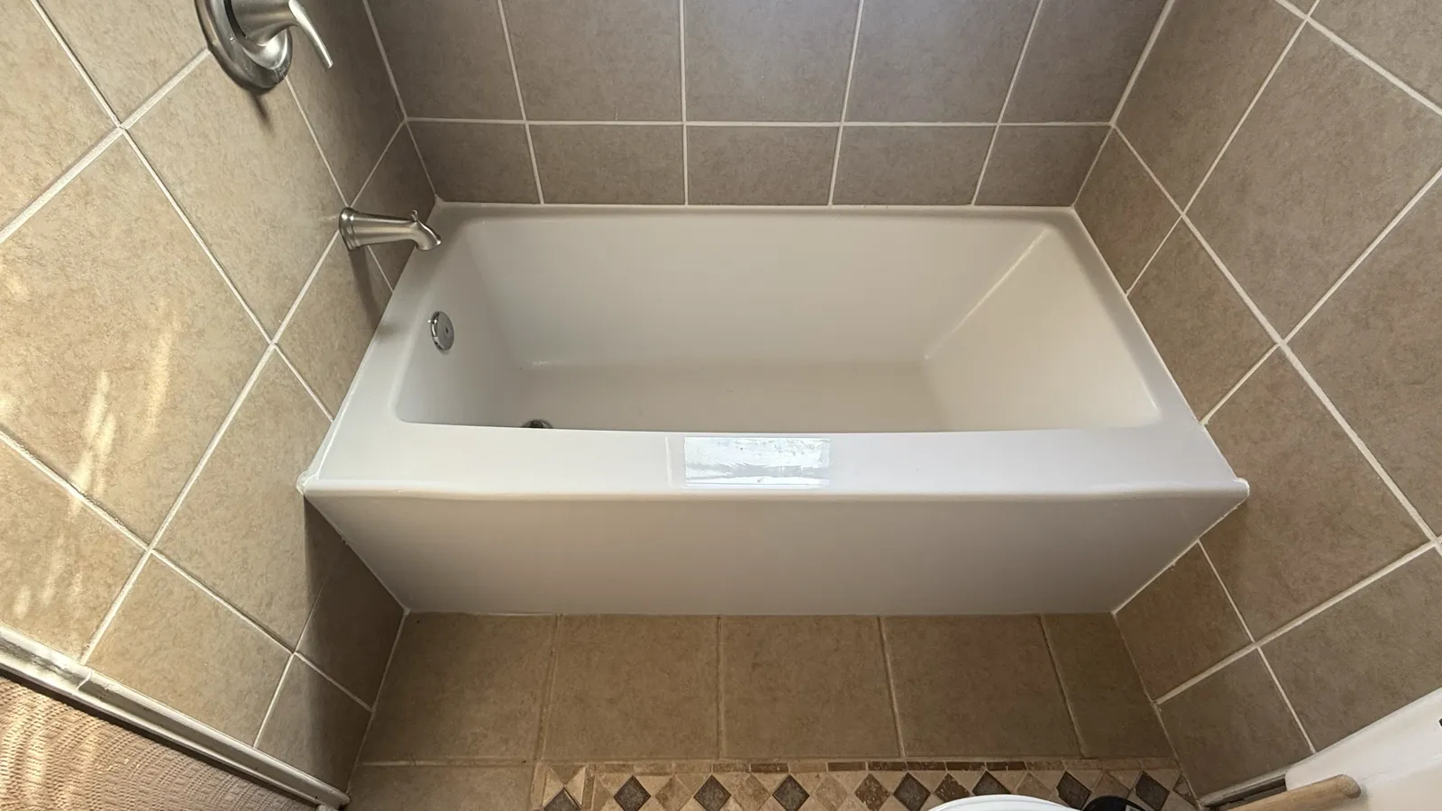 Tub Replacement — after — Service Pros, Tulsa metro Oklahoma