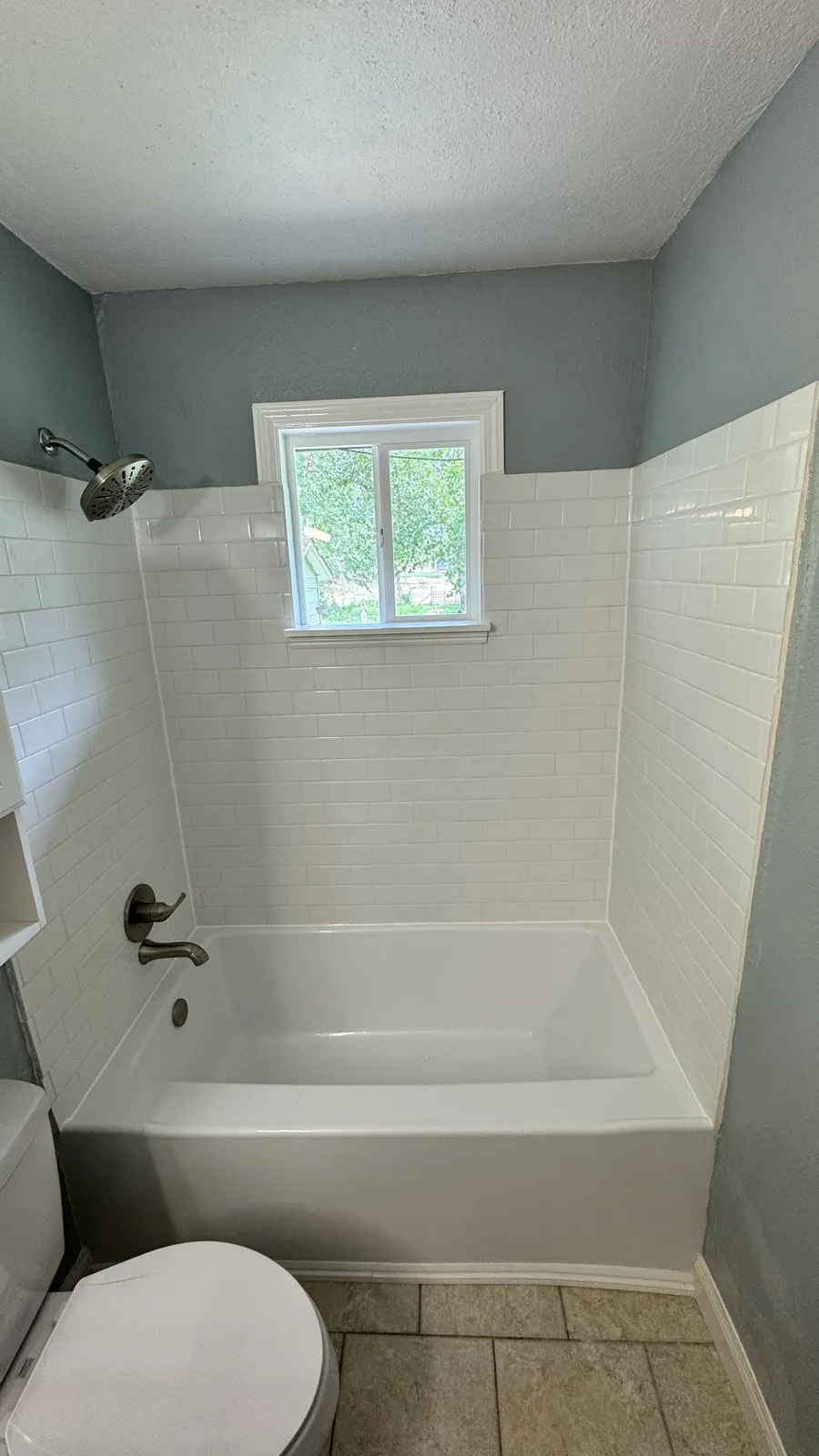 Tub / Surround & Window Replacement — after — Service Pros, Tulsa metro Oklahoma